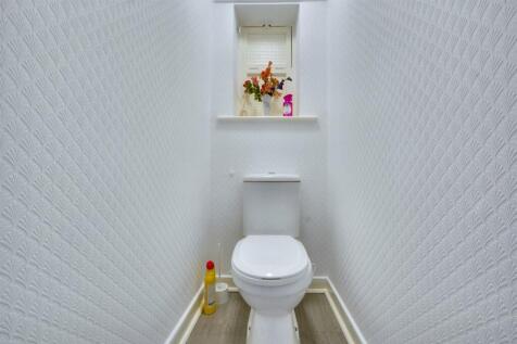 Upstairs WC.jpeg