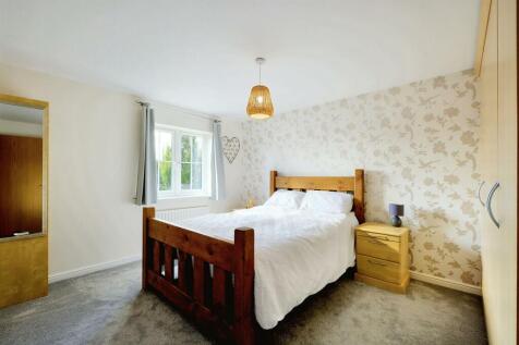 Bedroom 1_1.jpeg