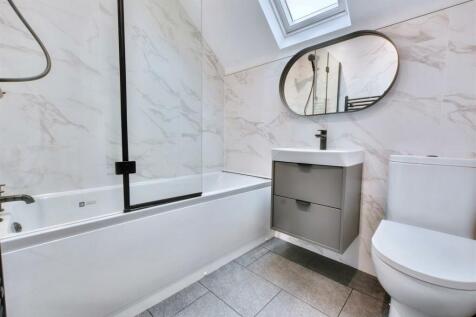Bathroom.jpeg