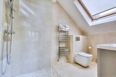 En Suite 1_1.jpeg