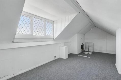 Loft Room_1.jpeg