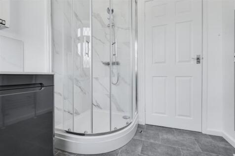 Shower Room_3.jpeg