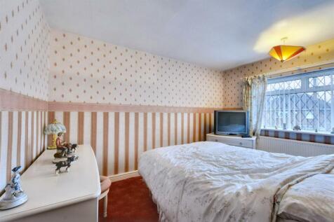 Bedroom 1_1.jpeg