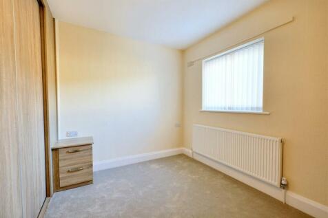 Bedroom 2_1.jpeg