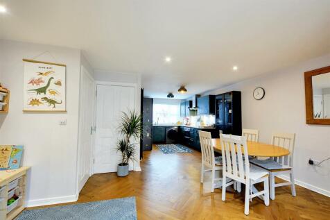Open Planned Kitchen Living_6.jpeg