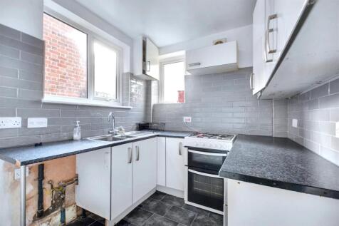 Kitchen_1.jpeg