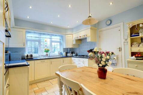 Kitchen_ (3).jpeg