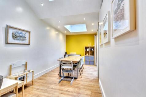 Dining Room_1.jpeg
