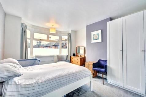 Bedroom 1_1.jpeg