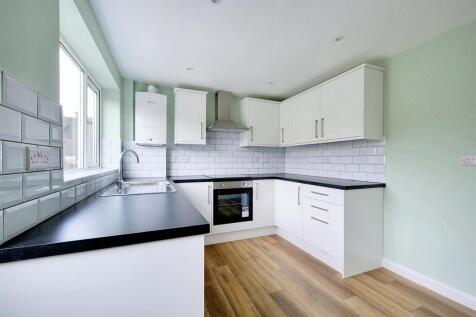 Kitchen_2.jpeg