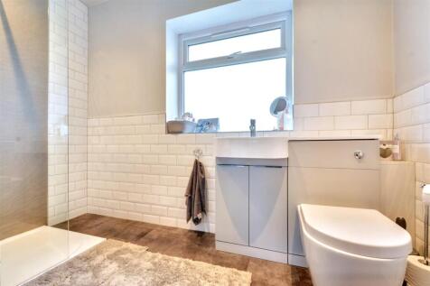 Bathroom_1.jpeg