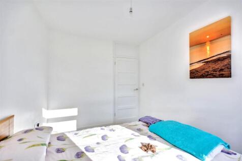 Bedroom 3_2.jpeg