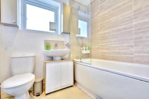Bathroom.jpeg