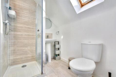 Ensuite.jpeg