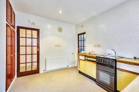 Kitchen_2.jpeg