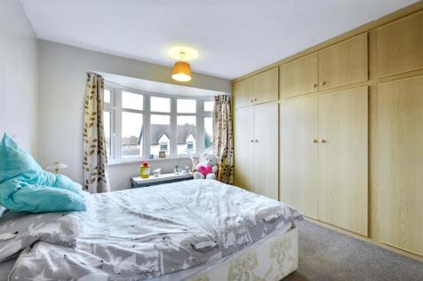 Bedroom 1.jpeg