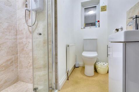 Shower Room.jpeg