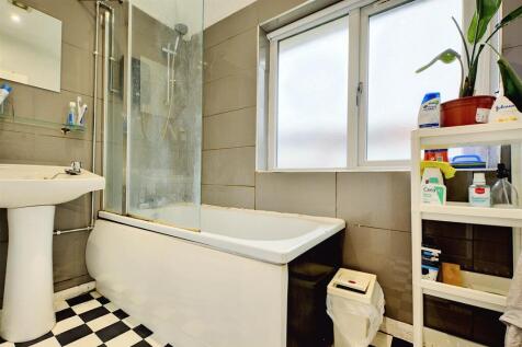 Bathroom.jpeg