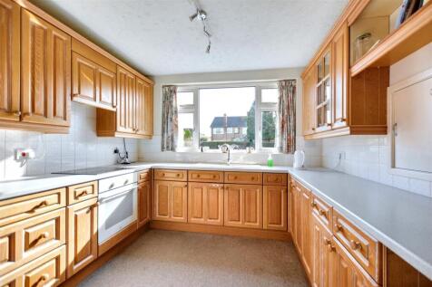Kitchen_1.jpeg