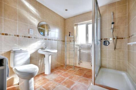 Bathroom.jpeg