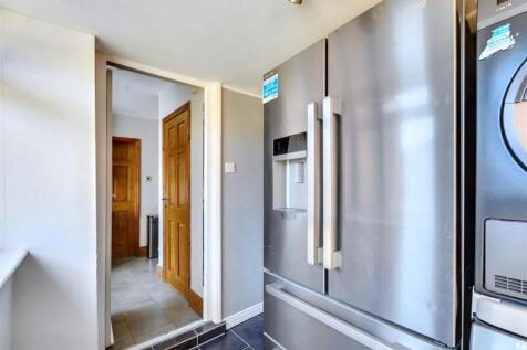 Utility Room_2.jpeg