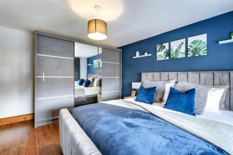 Bedroom 1_2.jpeg