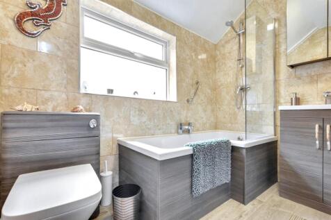 Bathroom.jpeg