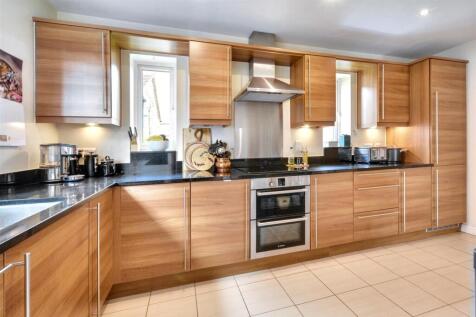 Kitchen_3.jpeg