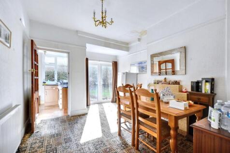 Dining Room_1.jpeg