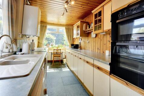 Kitchen_1.jpeg