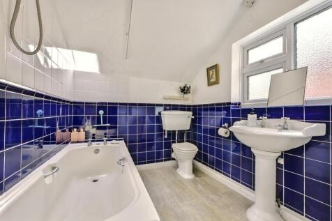 Bathroom.jpeg