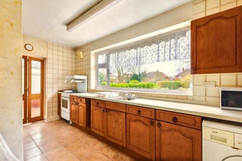 Kitchen_2.jpeg