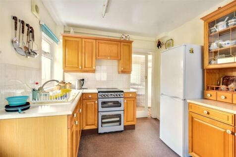 Kitchen_2.jpeg