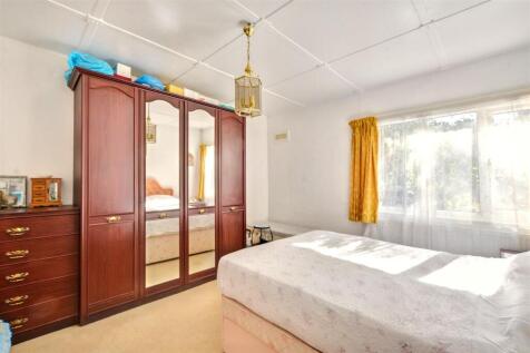 Bedroom 1.jpeg