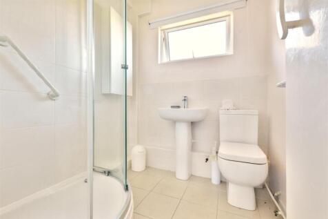 Shower Room.jpeg