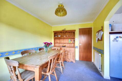 Dining Room_2.jpeg