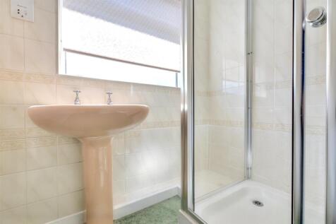 Shower Room.jpeg