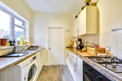 Kitchen_1.jpeg