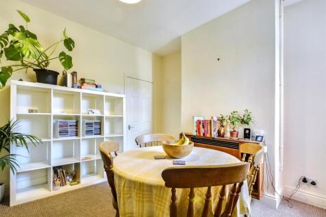 Dining Room_1.jpeg