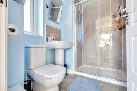 Ensuite.jpeg