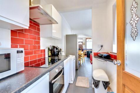 Kitchen_1.jpeg