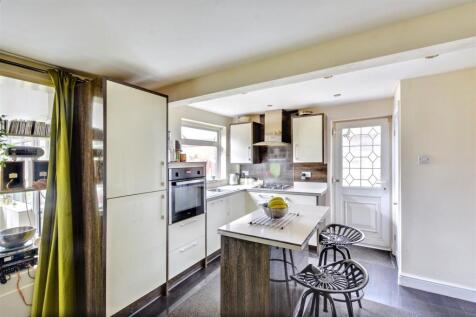 Kitchen_1.jpeg
