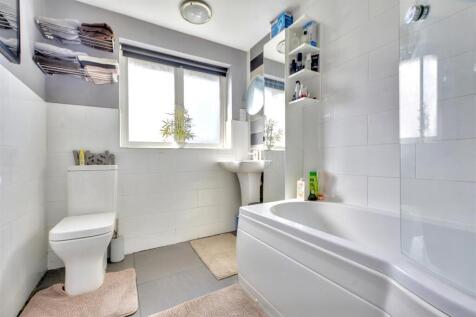 Bathroom.jpeg