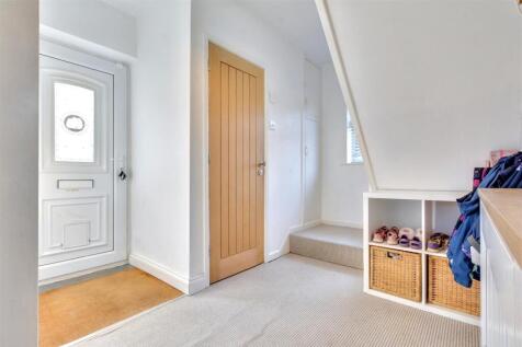 Entrance Hall.jpeg