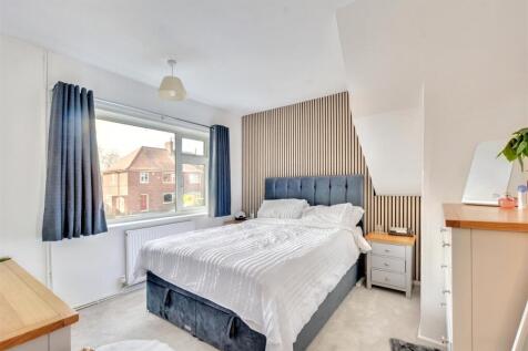 Bedroom One_1.jpeg