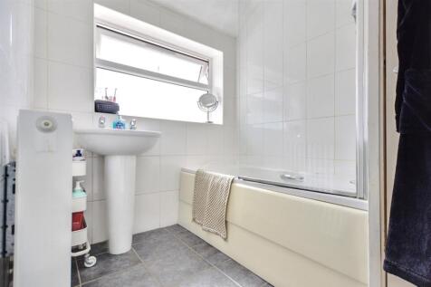 Bathroom.jpeg