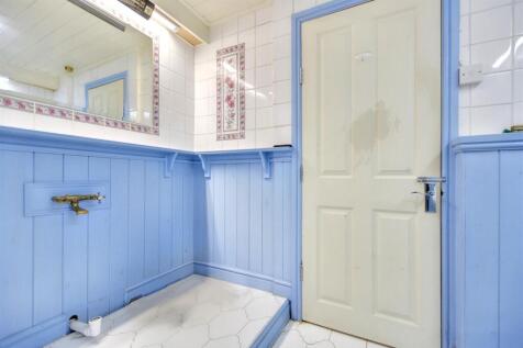 Shower Room_2.jpeg