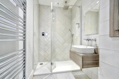 En Suite 1_1.jpeg