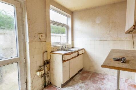 Kitchen DSC_8023-HDR copy.jpg