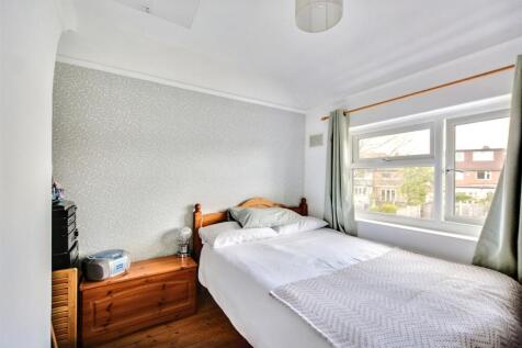 Bedroom 2_1.jpeg